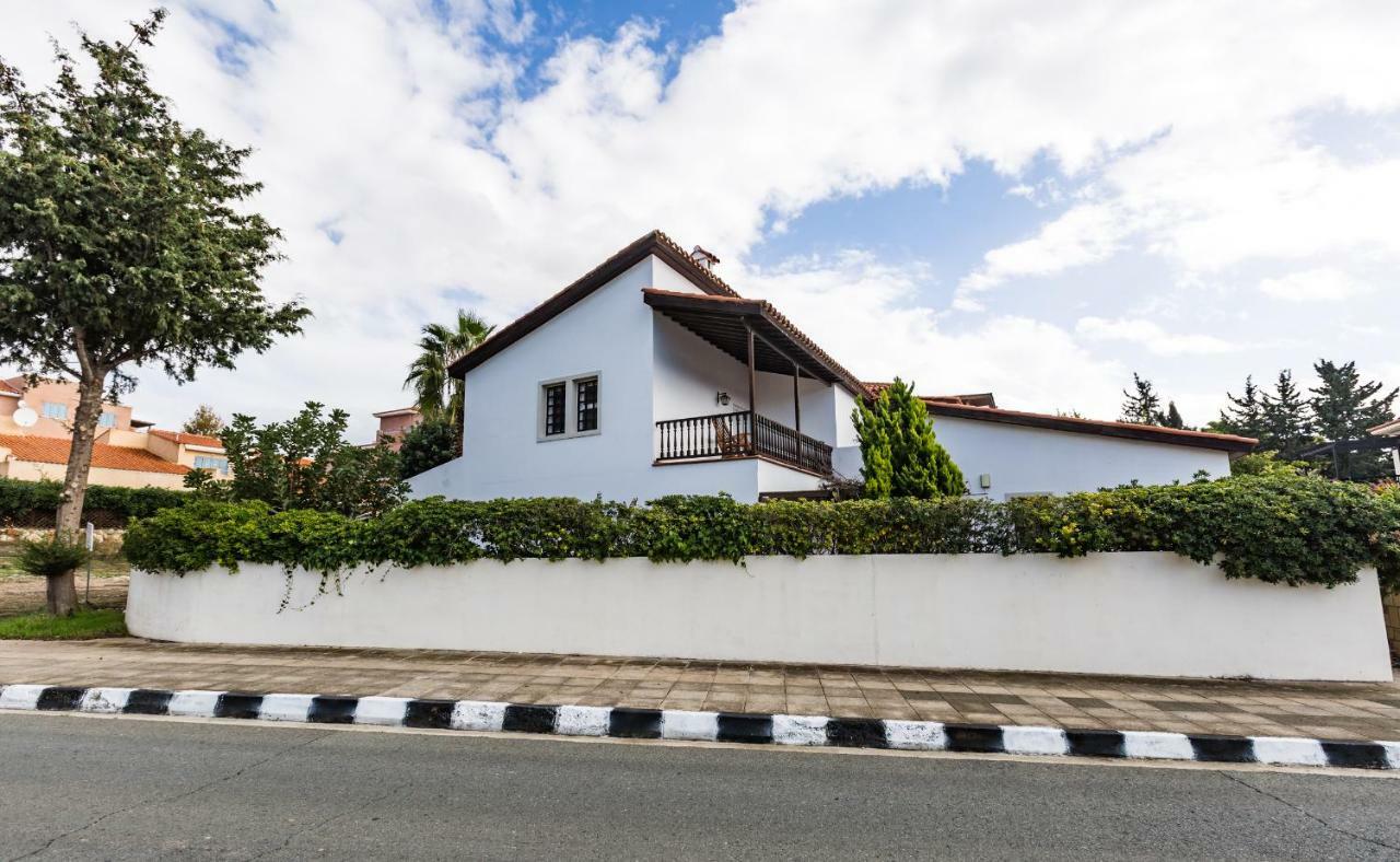 Villa Papaya Residence Paphos Buitenkant foto
